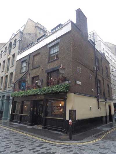 Picture 1. The Magpie, City, Central London