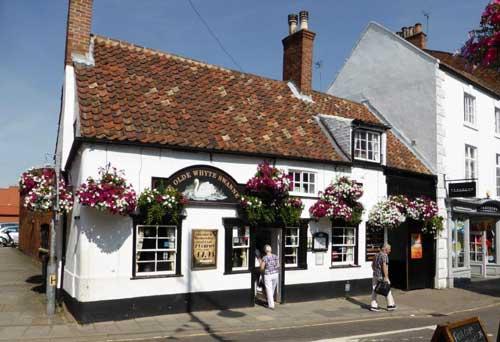 Picture 1. Ye Olde Whyte Swanne, Louth, Lincolnshire