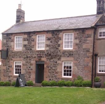 Picture 1. The Wynding Inn, Bamburgh, Northumberland