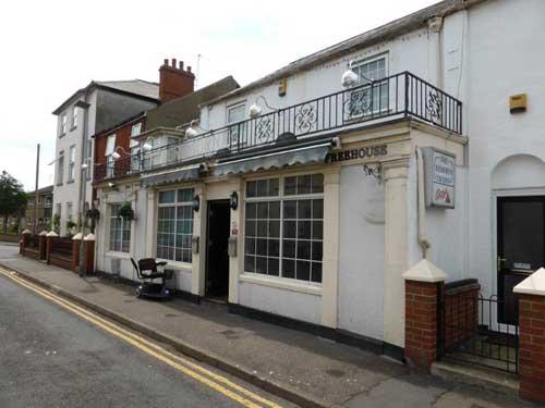 Picture 1. Cremorne Tavern, Great Yarmouth, Norfolk