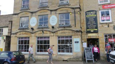 Picture 1. Talbot, Stow-on-the-Wold, Gloucestershire