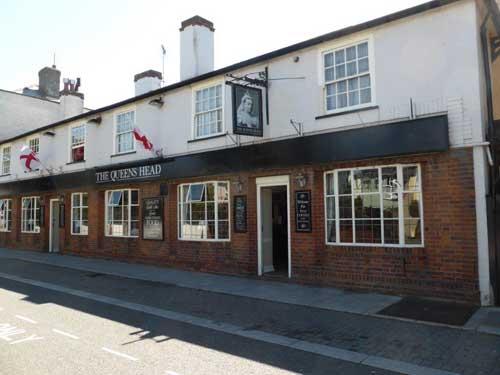 Picture 1. Queens Head, Walton-on-the-Naze, Essex