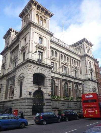 Picture 1. The Old Bank of England, Fleet Street, Central London