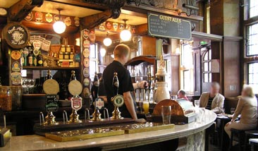 Picture 2. The Black Friar, Blackfriars, Central London