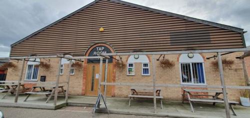 Picture 1. Tap Room 19, South Woodham Ferrers, Essex