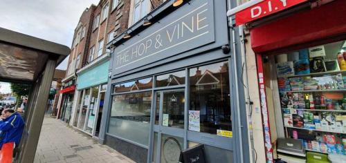 Picture 1. The Hop & Vine, Ruislip, Greater London