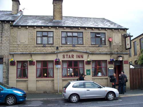 Picture 1. The Star Inn, Huddersfield, West Yorkshire