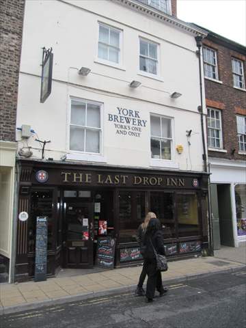 Picture 1. The Last Drop Inn, York, North Yorkshire