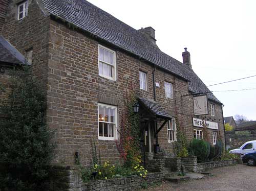Picture 1. The Bell Inn, Lower Heyford, Oxfordshire
