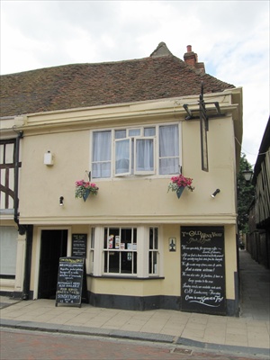 Picture 1. The Olde Wine Vaults (formerly The Vaults Cask & Kitchen), Faversham, Kent