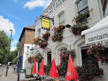 Picture 1. The Red Lion, Ealing, Greater London