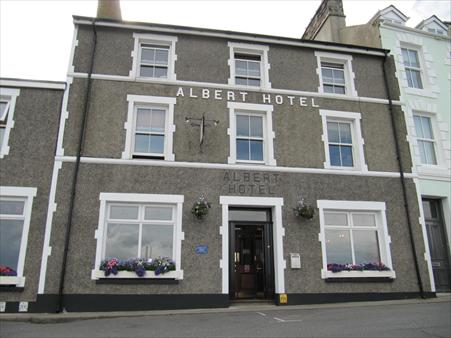 Picture 1. Albert Hotel, Port St Mary, Isle of Man