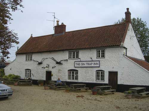 Picture 1. The Gin Trap Inn, Ringstead, Norfolk