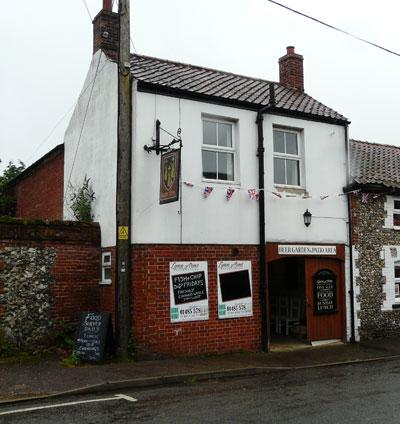 Picture 1. The Lynn Arms, Syderstone, Norfolk
