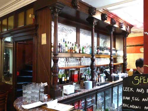 Picture 3. The Punch Tavern, Fleet Street, Central London
