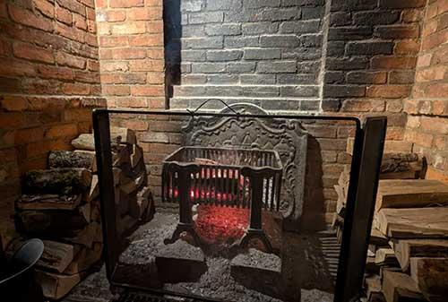 Picture 1. The Rose & Crown, Mundy Bois, Kent