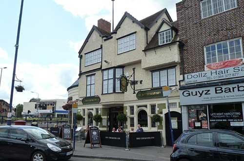 Picture 1. The Chequers Inn, Stourbridge, West Midlands