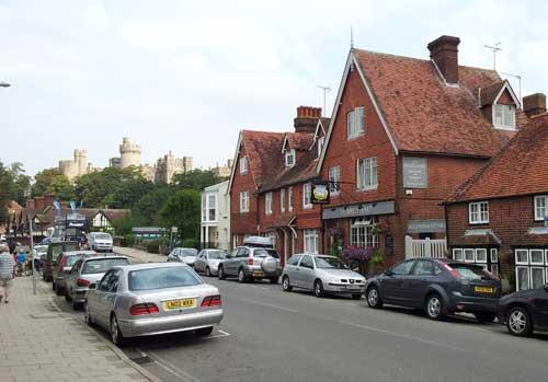 Picture 1. The White Hart, Arundel, West Sussex