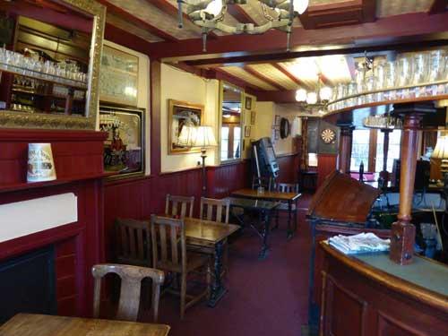 Picture 2. The Builders Arms, Teddington, Greater London