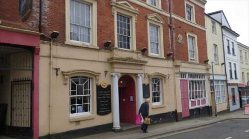 Picture 1. City Gate Hotel, Exeter, Devon