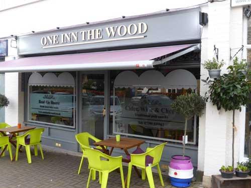 Picture 1. One Inn The Wood, Petts Wood, Greater London