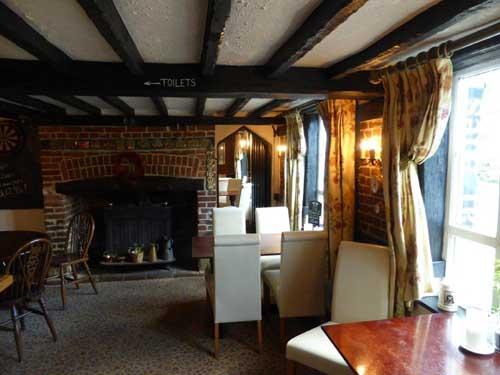 Picture 2. The Fox, Shadingfield, Suffolk