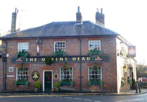 Picture 1. The Queens Head, Chesham, Buckinghamshire