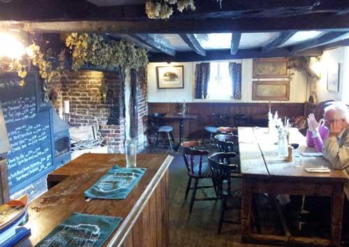 Picture 2. The Compasses Inn, Sole Street, Crundale, Kent