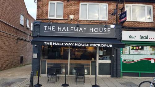 Picture 1. The Halfway House, Sidcup, Greater London