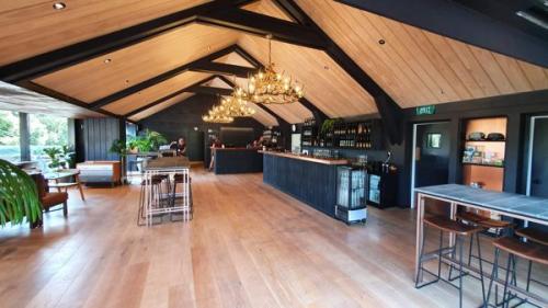 Picture 2. Waiheke Island Brewery, Auckland, New Zealand