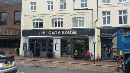 Picture 1. The Gate House, Tonbridge, Kent