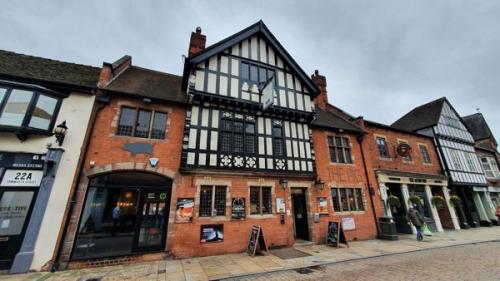 Picture 1. The Pig, Lichfield, Staffordshire