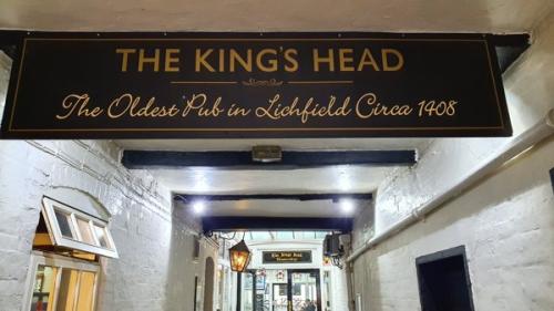 Picture 2. The King's Head, Lichfield, Staffordshire