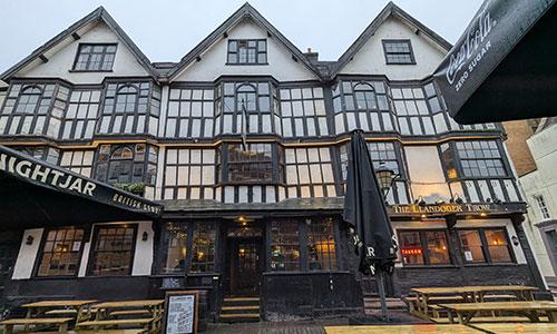 Picture 1. The Llandoger Trow, Bristol, Avon