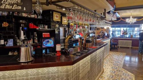Picture 2. The Queen's Head, Birmingham, West Midlands