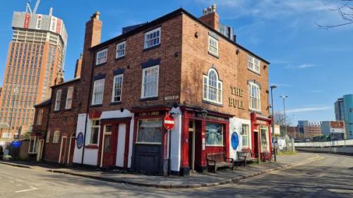 Picture 1. The Bull, Birmingham, West Midlands