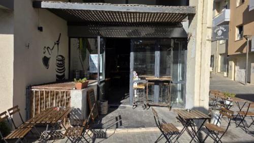 Picture 1. HIGH HOPeS Taproom , Crete, Greece