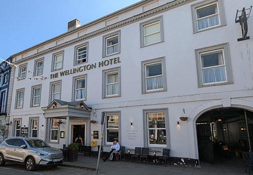 Picture 1. The Wellington Hotel, Brecon, Powys
