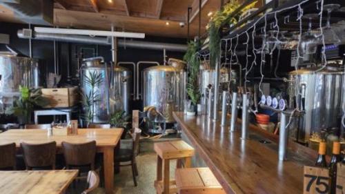 Picture 3. Browns Bay Brewing Company , Browns Bay, New Zealand