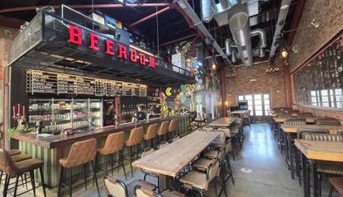 Picture 2. Beeroom, Cyprus, Greece