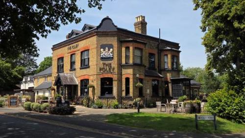 Picture 1. The Foley, Claygate, Surrey