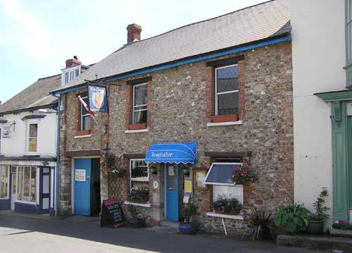 Picture 1. The Kingfisher Inn, Colyton, Devon