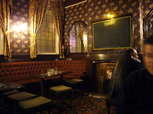 Picture 2. The Wrens Hotel, Leeds, West Yorkshire